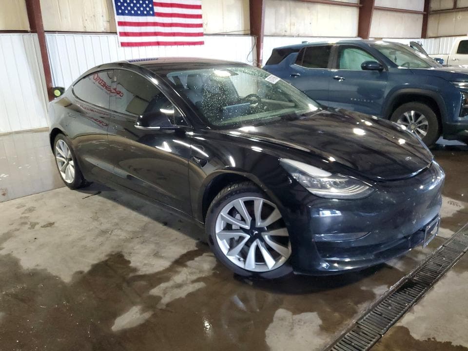 2018 TESLA MODEL 3 4