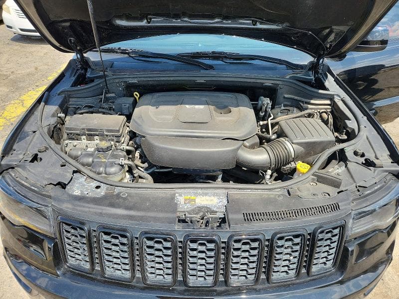 2019 JEEP GRAND CHEROKEE LAREDO 12