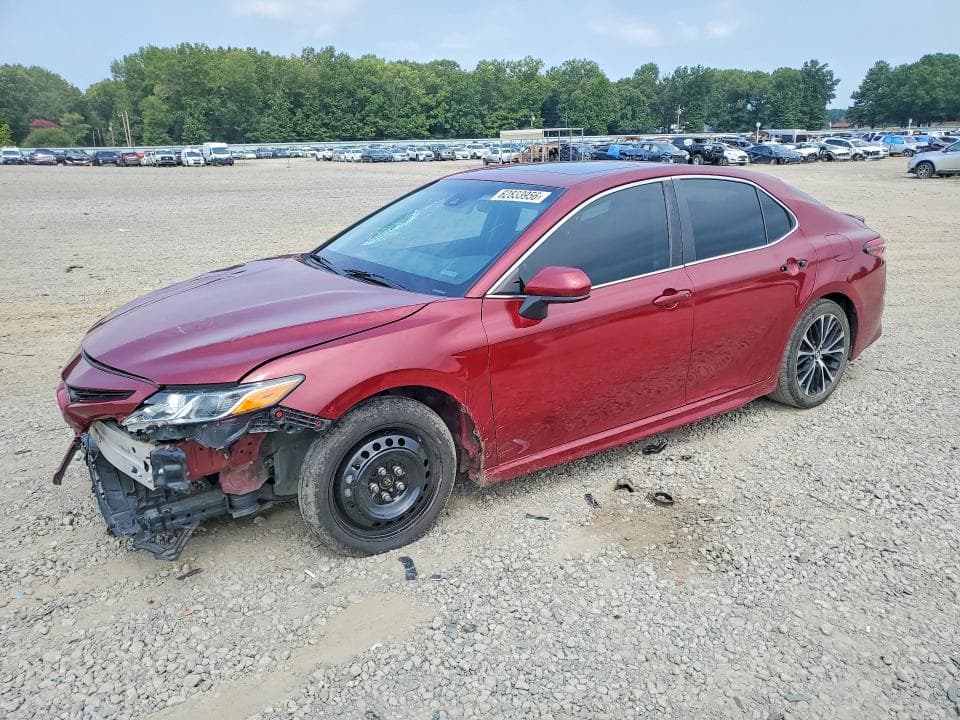 2018 TOYOTA CAMRY SE - 1