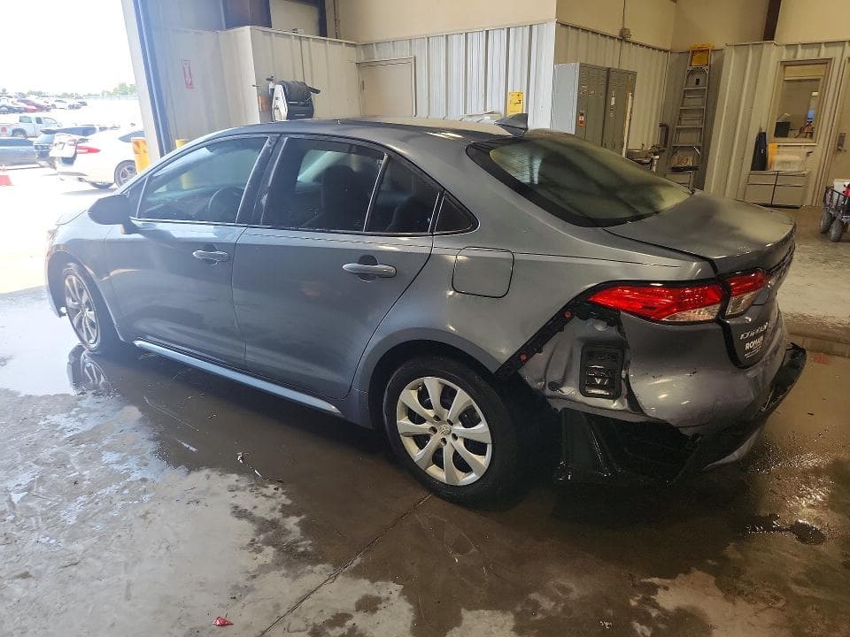 2022 TOYOTA COROLLA LE 2