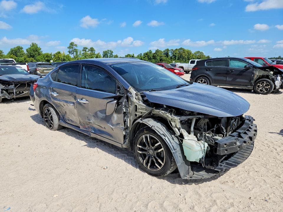 2019 NISSAN SENTRA S 4