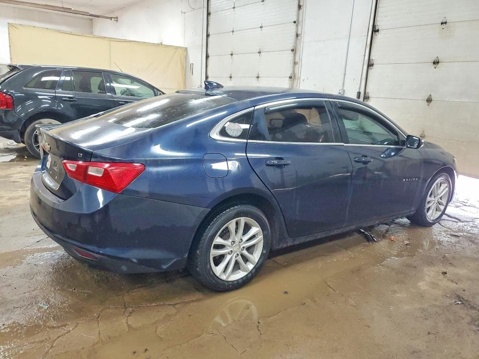 2017 CHEVROLET MALIBU LT 3