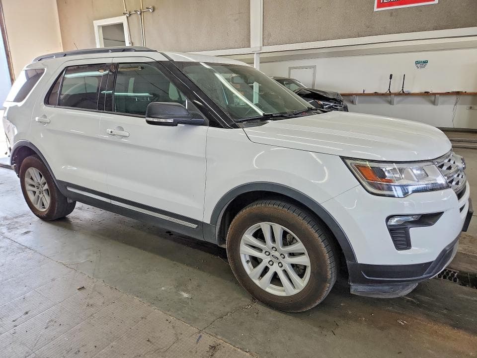 2019 FORD EXPLORER XLT 4