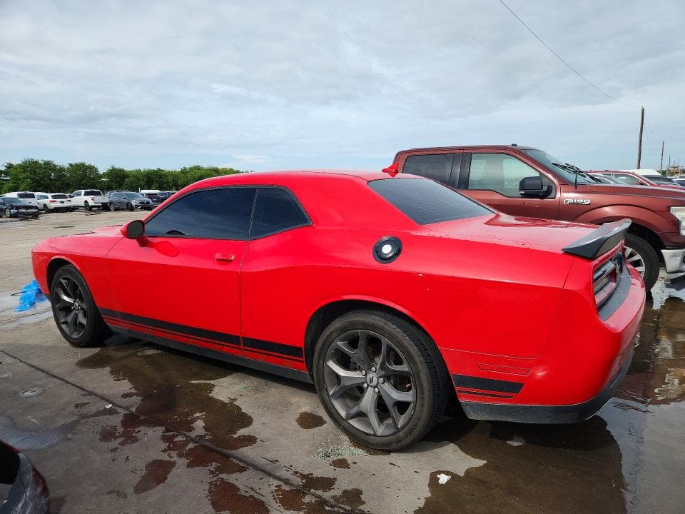 2017 DODGE CHALLENGER SXT 2