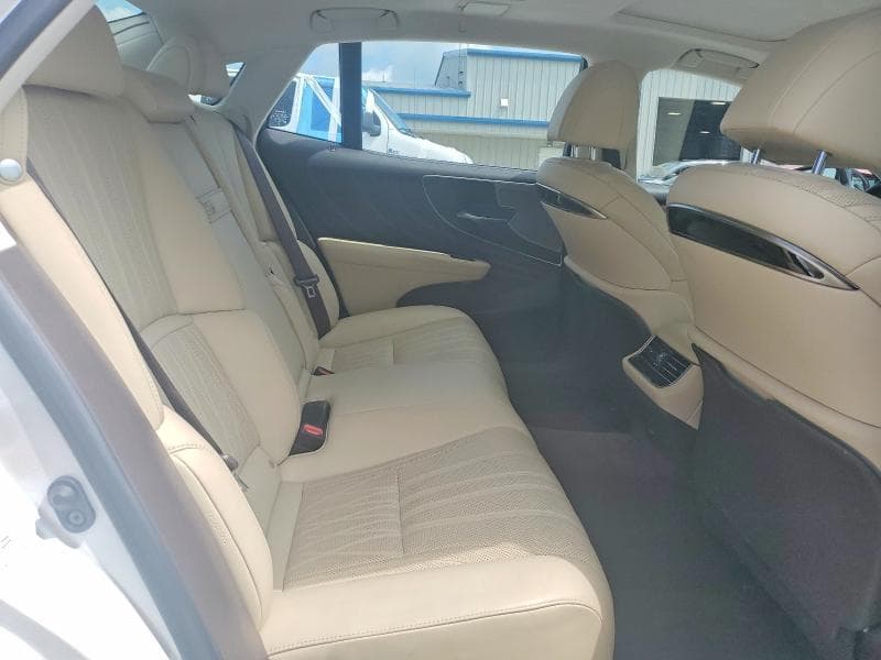 2019 LEXUS LS 500 BASE 10