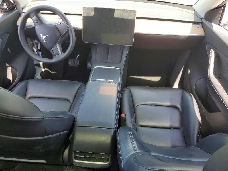 2022 TESLA MODEL Y 8