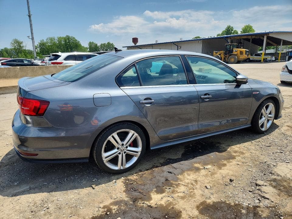 2017 VOLKSWAGEN JETTA GLI 3