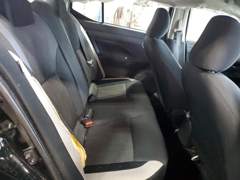 2021 NISSAN VERSA SV 10