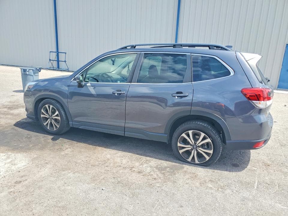 2023 SUBARU FORESTER LIMITED 2