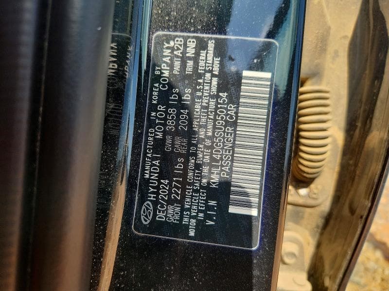 2025 HYUNDAI ELANTRA SE 12