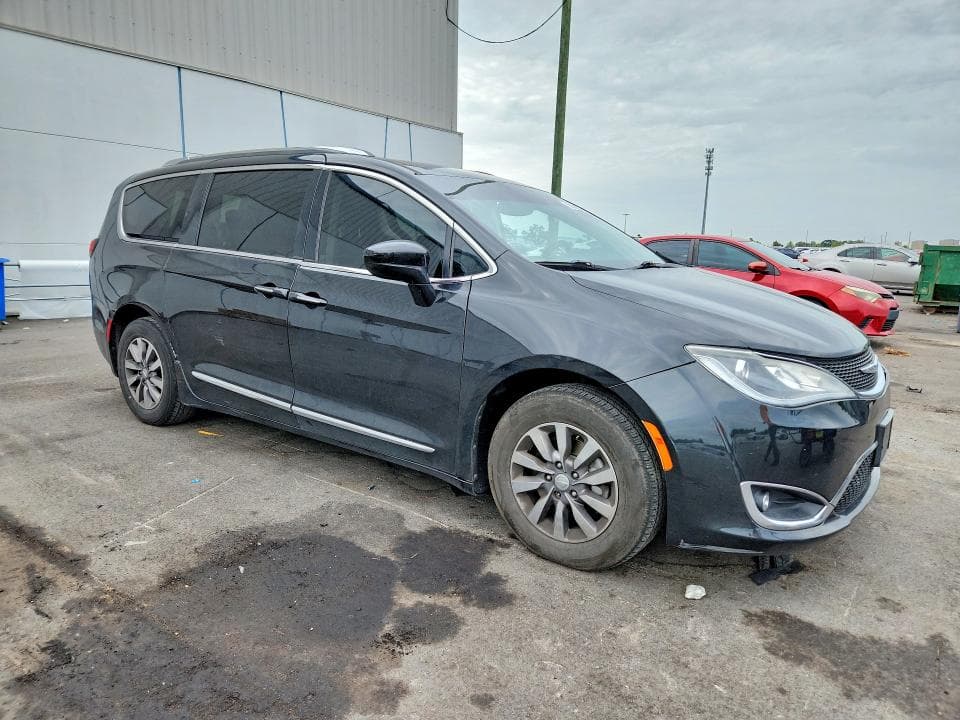 2020 CHRYSLER PACIFICA TOURING L PLUS 4