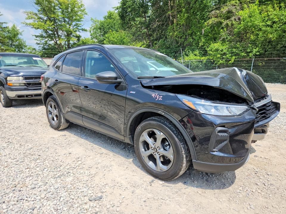 2025 FORD ESCAPE ST LINE 4