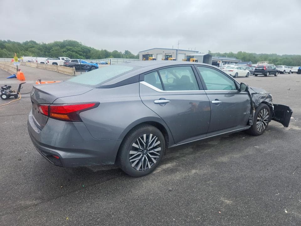 2025 NISSAN ALTIMA SV 3