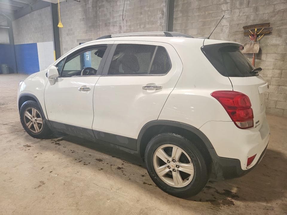 2017 CHEVROLET TRAX 1LT 2