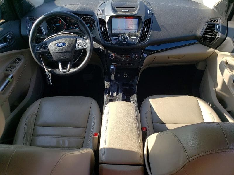 2017 FORD ESCAPE TITANIUM 8