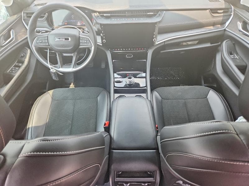 2026 JEEP GRAND CHEROKEE BASE 8
