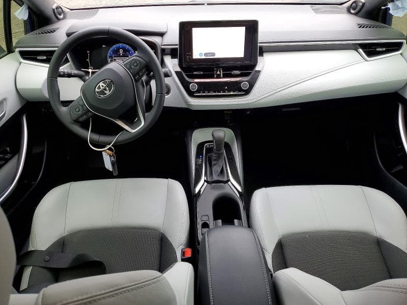 2026 TOYOTA COROLLA XSE 8