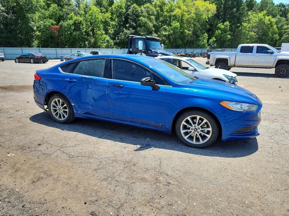 2017 FORD FUSION SE 4