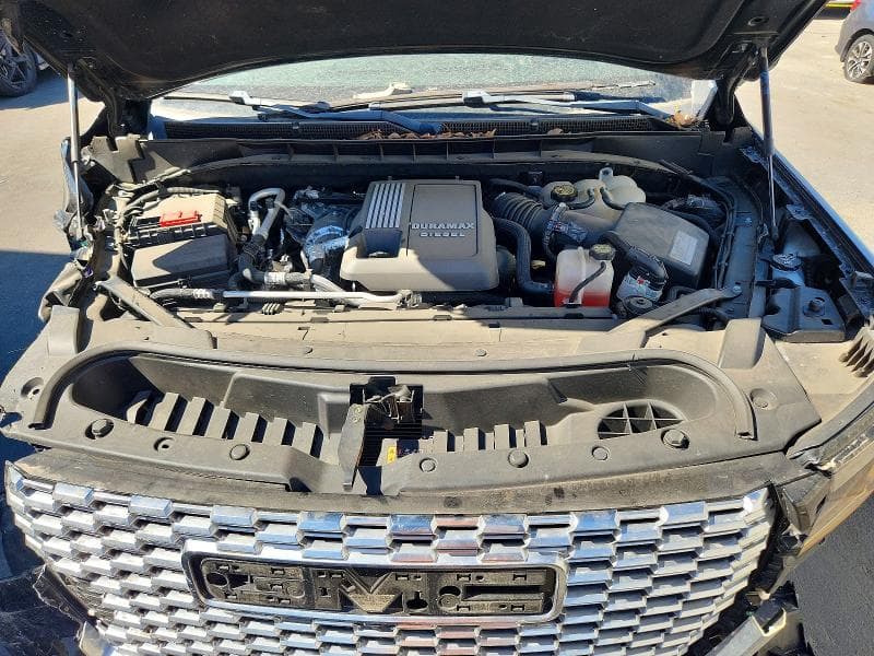 2021 GMC YUKON DENALI 12