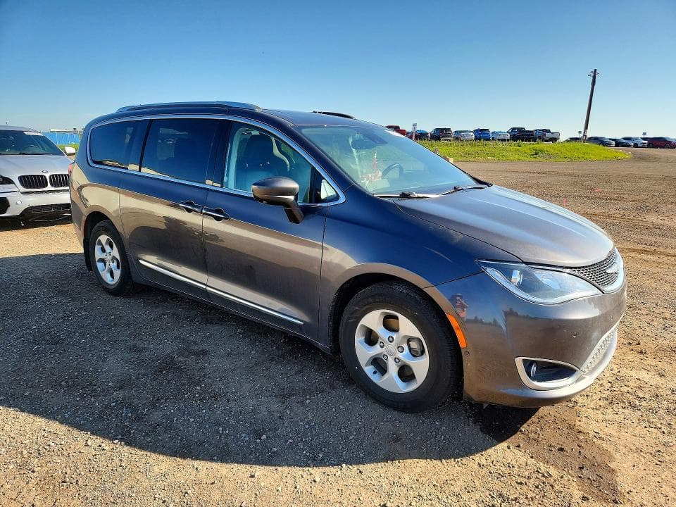 2017 CHRYSLER PACIFICA TOURING L PLUS 4