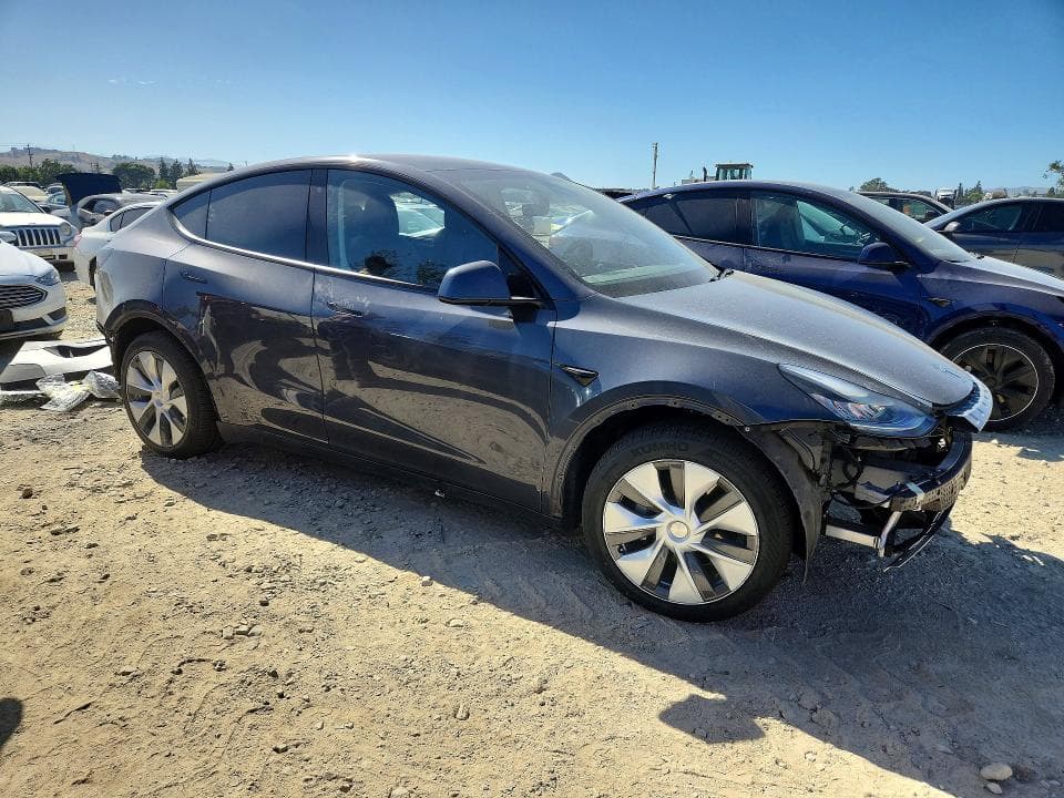 2020 TESLA MODEL Y 4