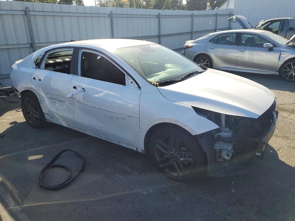 2021 KIA FORTE GT LINE 4