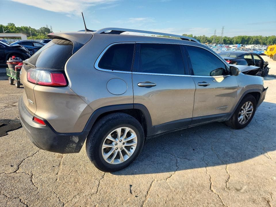 2019 JEEP CHEROKEE LATITUDE 3