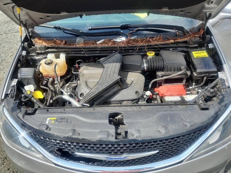 2018 CHRYSLER PACIFICA TOURING L 12