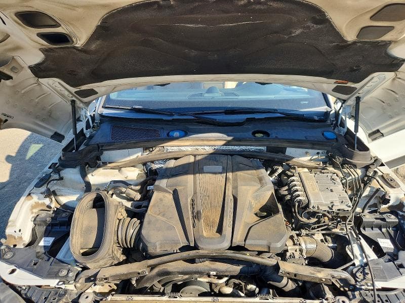 2019 PORSCHE MACAN S 12