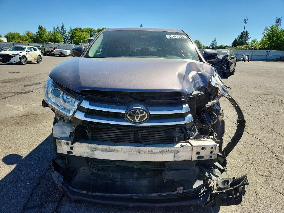 2019 TOYOTA HIGHLANDER LE 5
