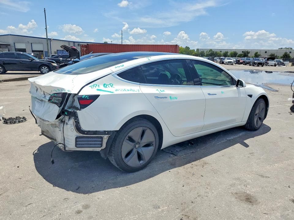 2019 TESLA MODEL 3 3