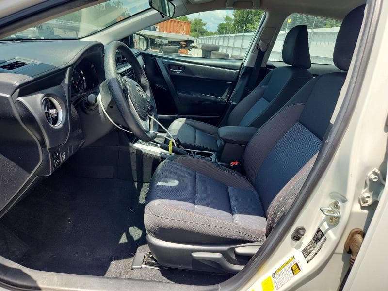 2019 TOYOTA COROLLA LE 7