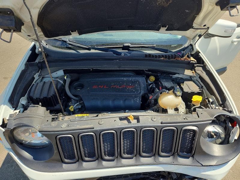2017 JEEP RENEGADE TRAILHAWK 12