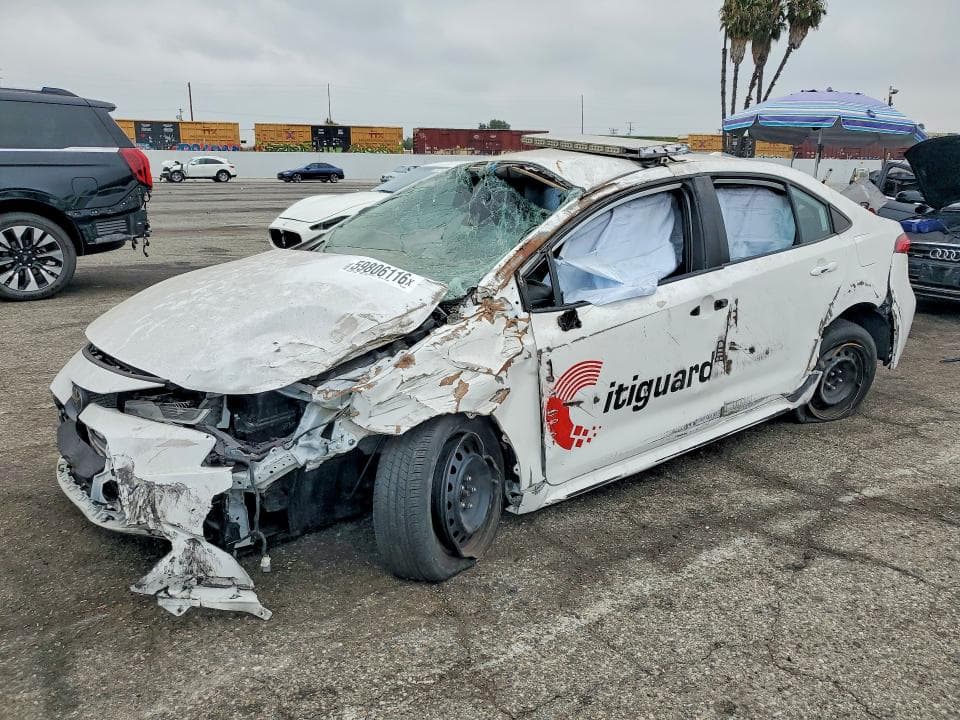 2022 TOYOTA COROLLA LE - 1