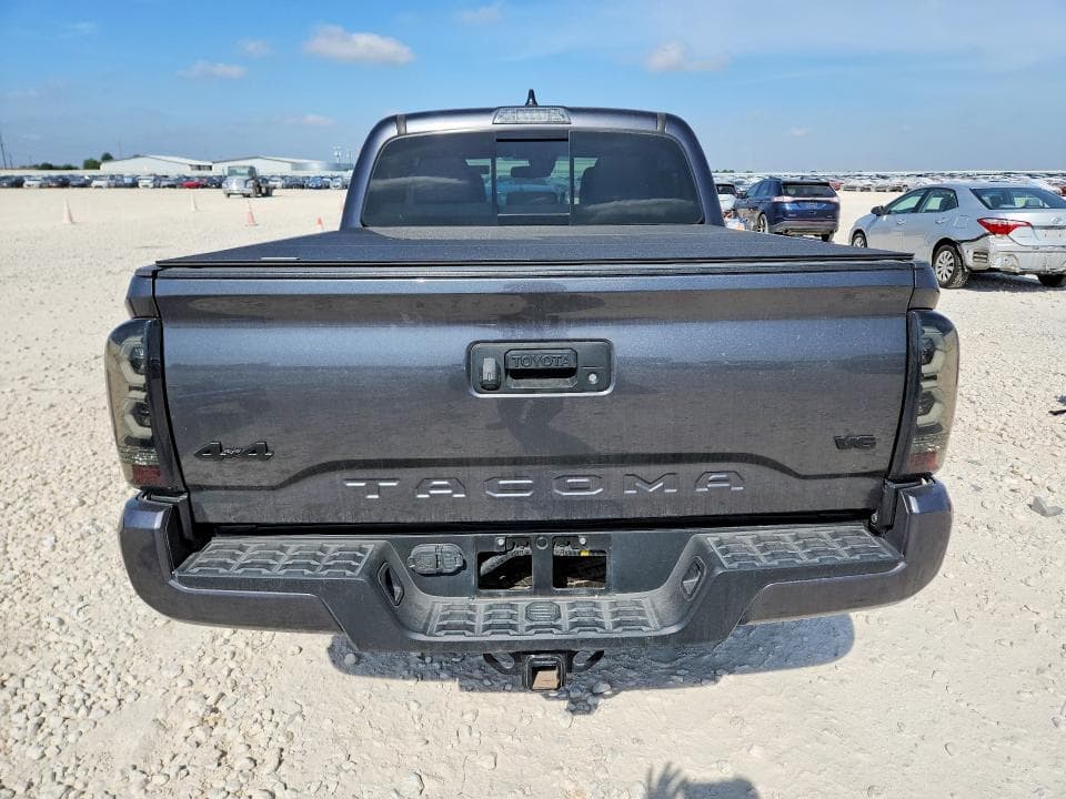 2022 TOYOTA TACOMA SR5 V6 6