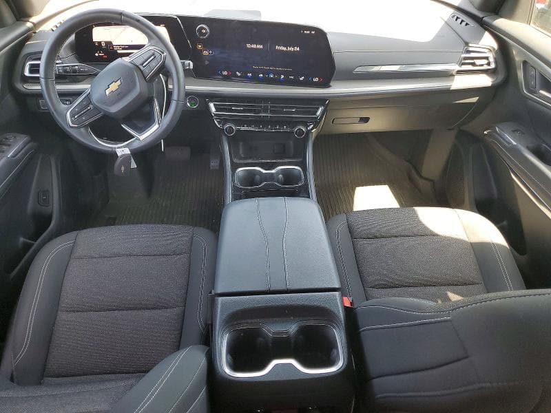 2025 CHEVROLET TRAVERSE LT 8