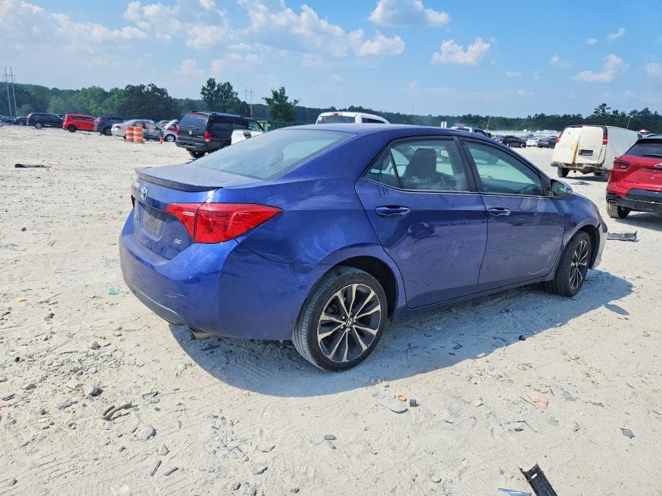 2017 TOYOTA COROLLA SE 3