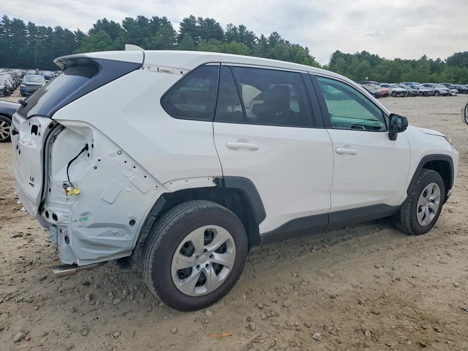 2024 TOYOTA RAV4 LE 3