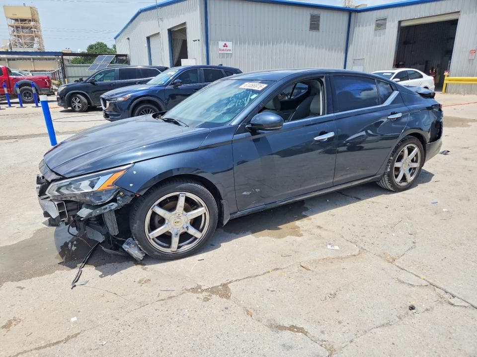 2019 NISSAN ALTIMA SV - 1