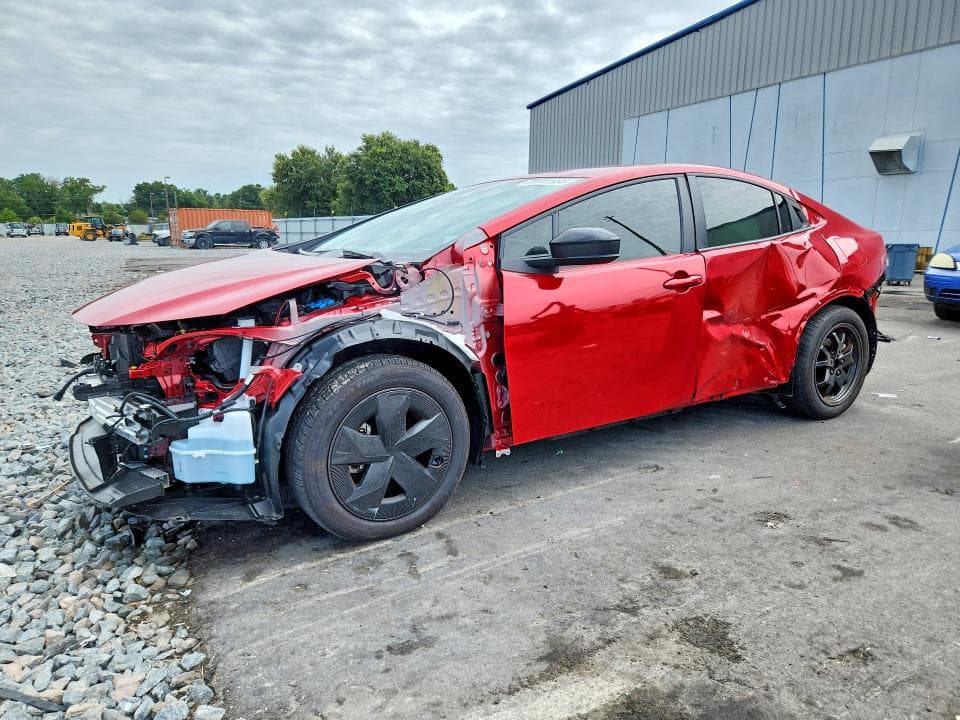 2026 TOYOTA PRIUS LE