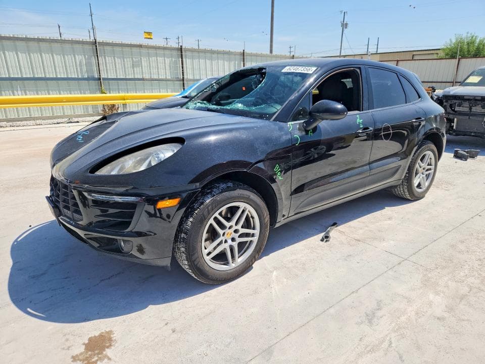 2018 PORSCHE MACAN - 1