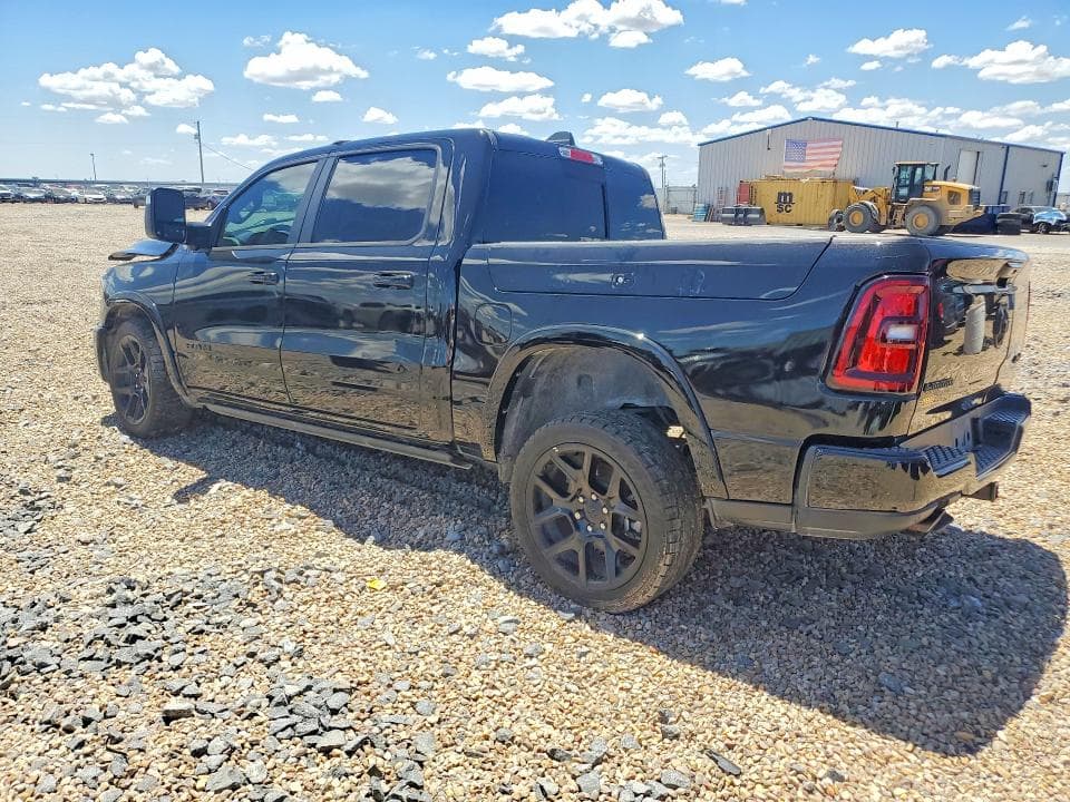 2025 RAM 1500 LARAMIE 2