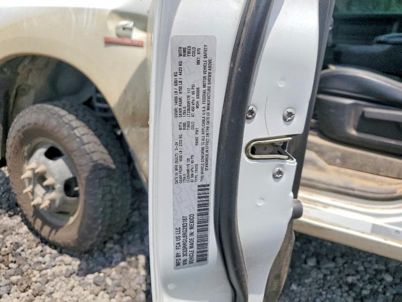 2024 RAM 3500 TRADESMAN 12