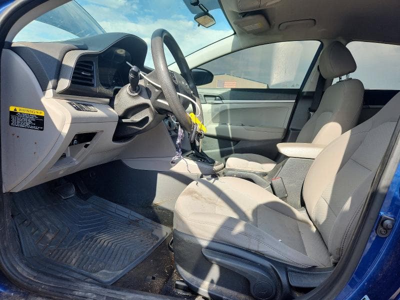 2019 HYUNDAI ELANTRA SE 7