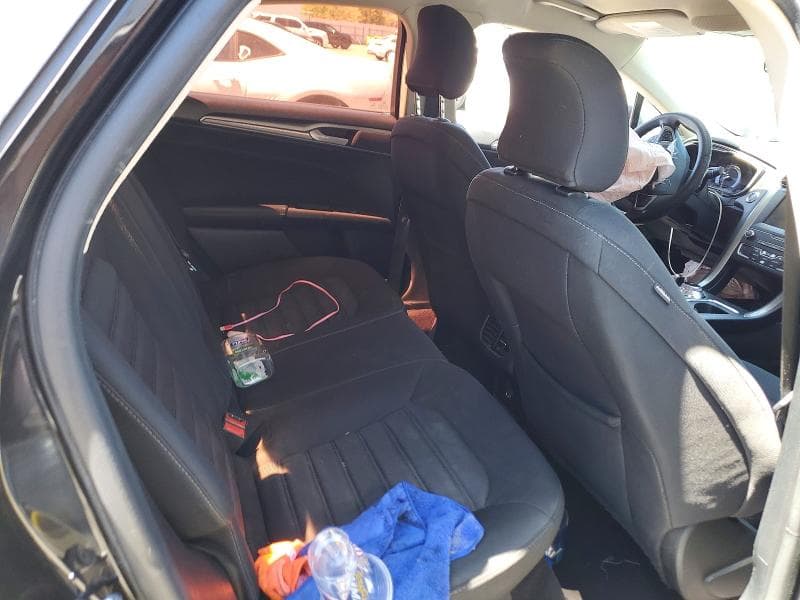 2019 FORD FUSION SE 10