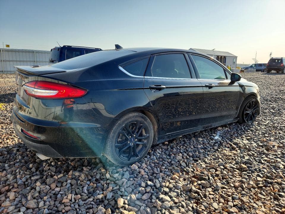2019 FORD FUSION SE 3