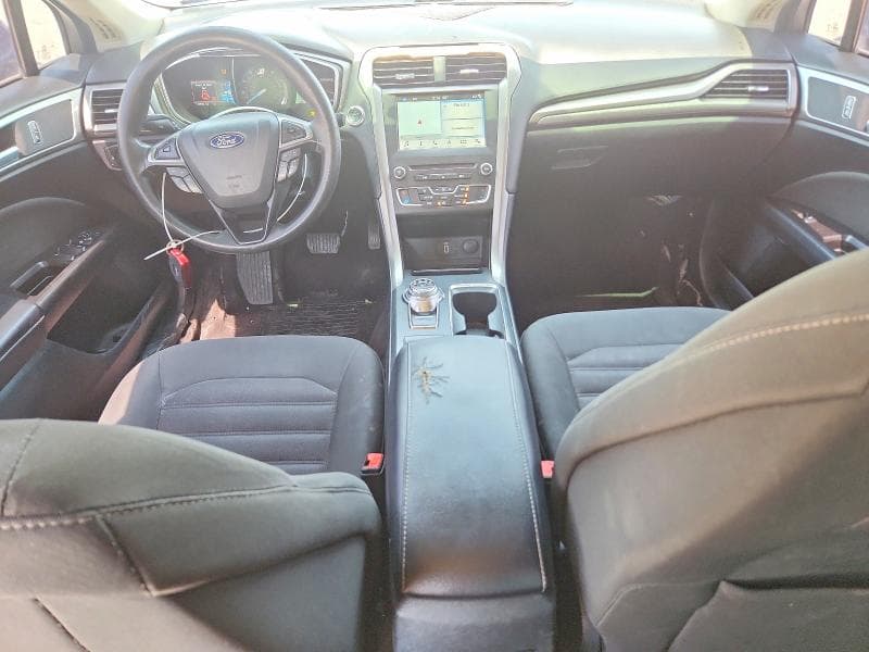 2017 FORD FUSION SE 8