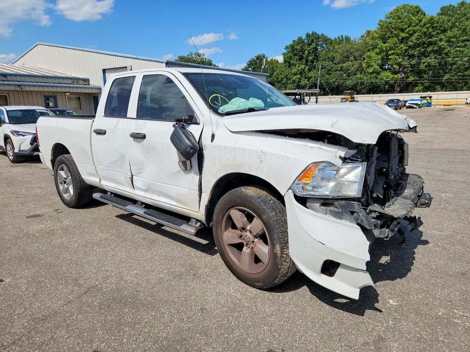 2019 RAM 1500 CLASSIC TRADESMAN 4