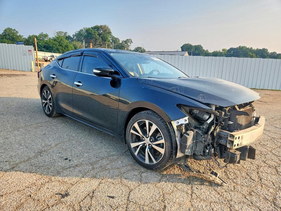 2017 NISSAN MAXIMA PLATINUM 4