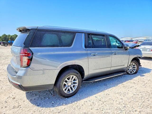 2023 CHEVROLET SUBURBAN C1500 LT 3